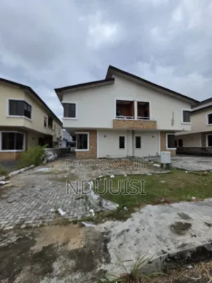 4bdrm Duplex in Creek Haven Estate, VGC / Ajah for sale