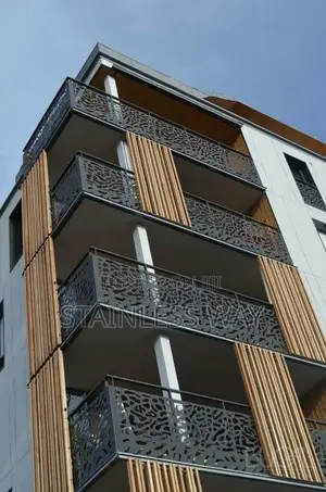 Laser Cut Iron Handrail