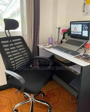 Victory Office Chair With Headrest