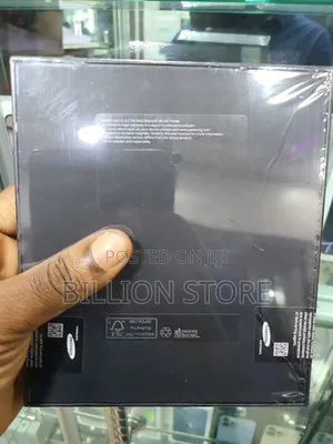 New Samsung Galaxy Fold 512 GB Silver
