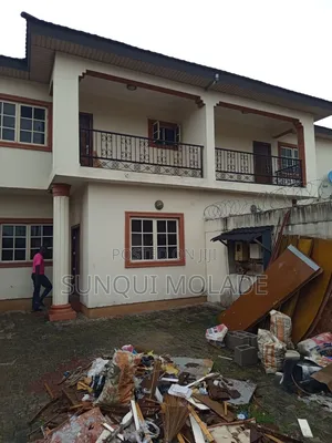 5bdrm Duplex in Road Safety Axis, Ojodu for rent