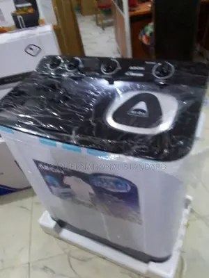 Neatly Used Aeon 11kg Washing Machine – Zero Issues
