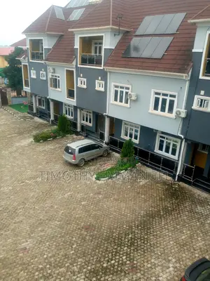 5bdrm Duplex in Area 1 for sale