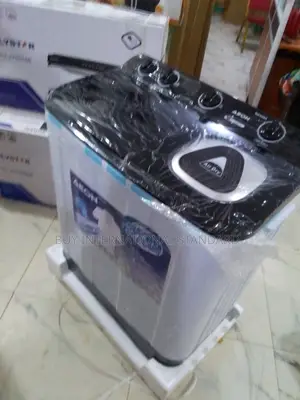 Aeon 11kg Washer – Sharp Spin, Very Neat