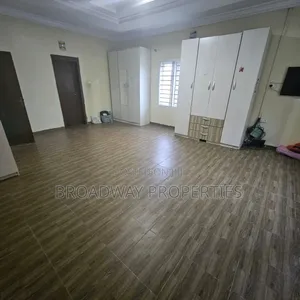 4bdrm Duplex in Magodo Phase2 for rent