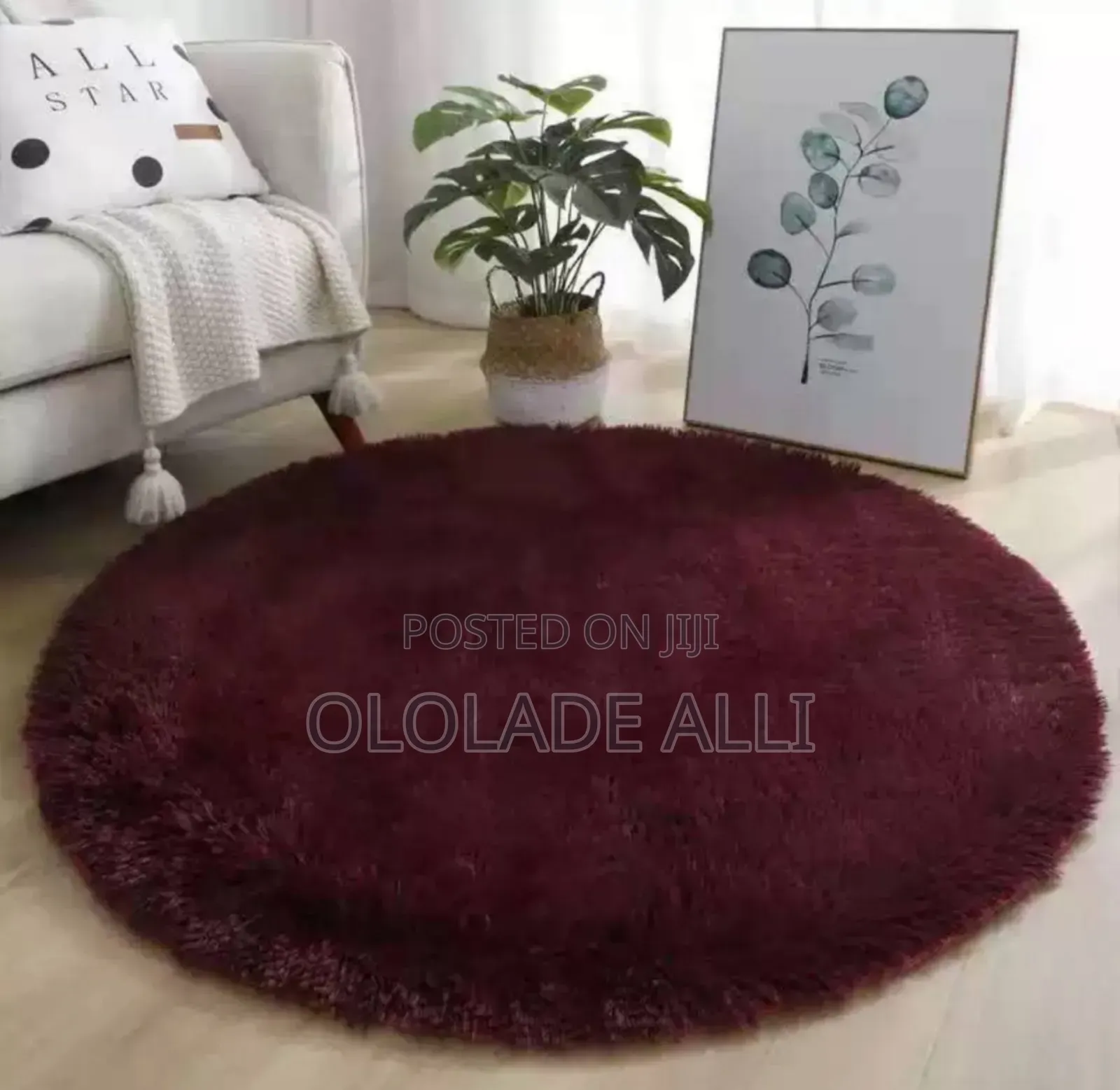 Round Shape Fluffy Rug