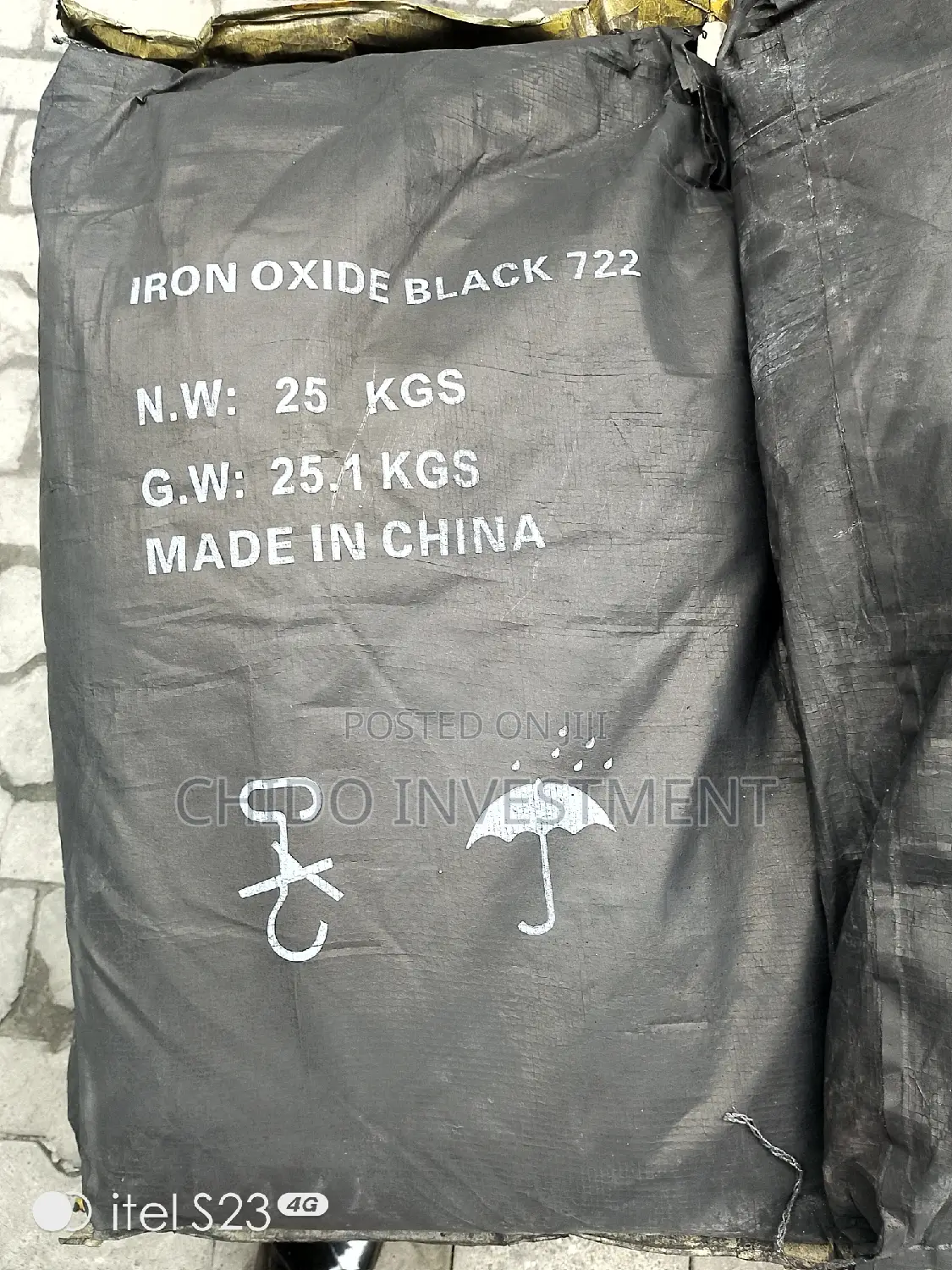 Iron Oxide Black Pigment Cement