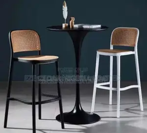 Contemporary Bar Stool With Table