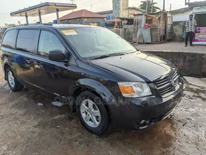 Dodge Caravan 2010 Black