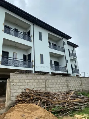 2bdrm Apartment in GRA Phase 1 for sale