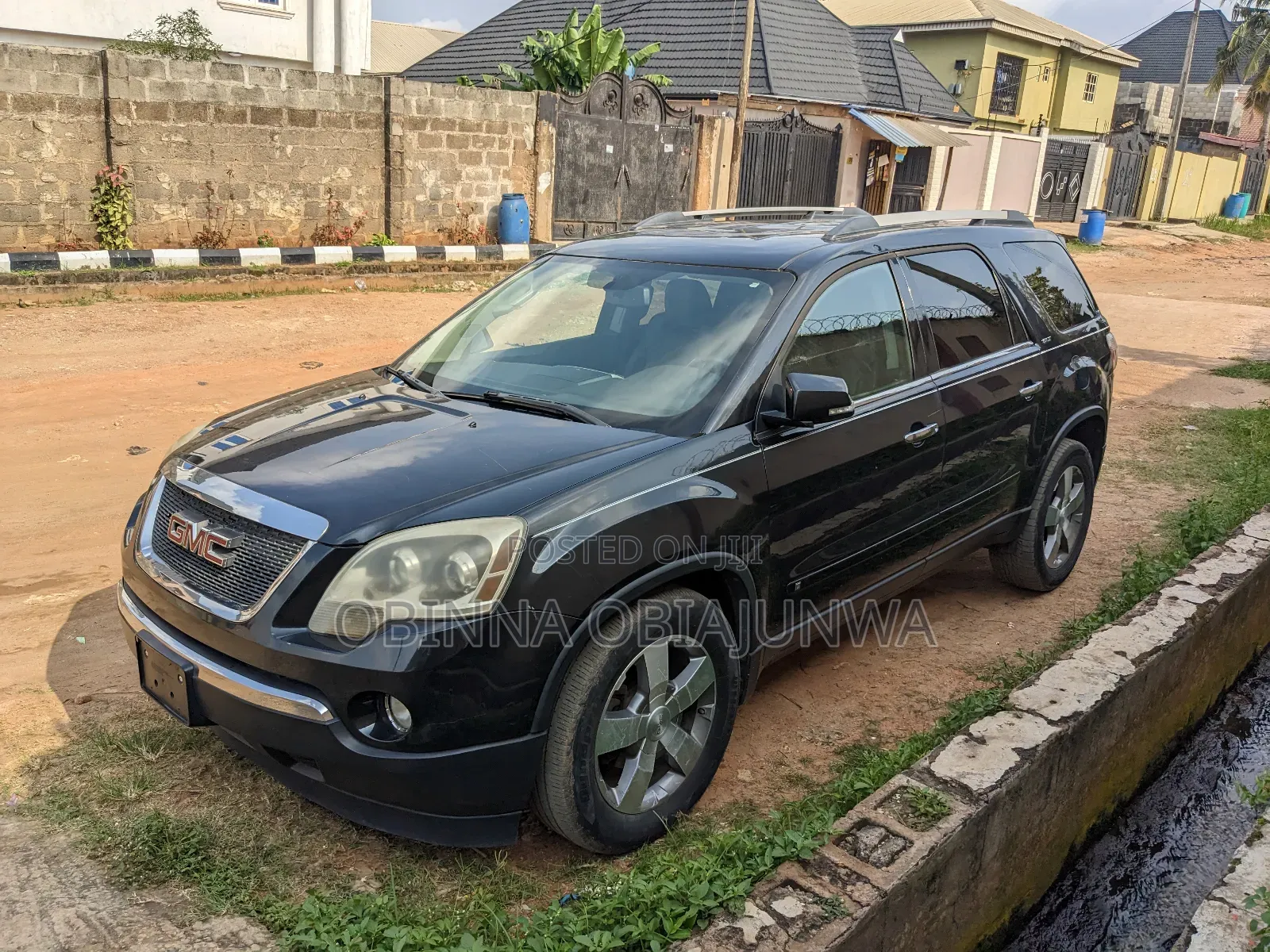 GMC Acadia 2011 Black