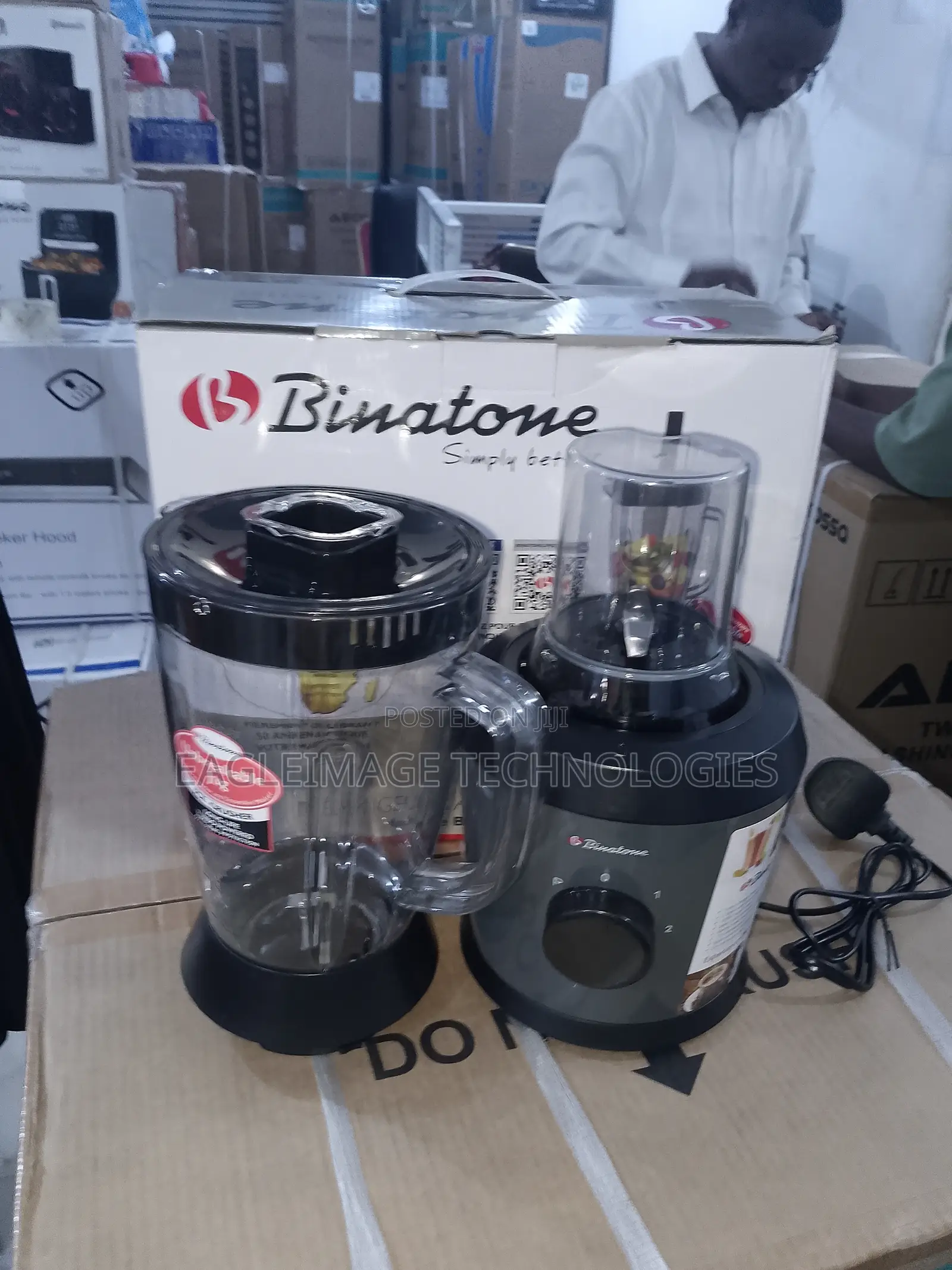 Binatone BLG-595 Mk2 Premium Blender for Smooth Drinks Grinds