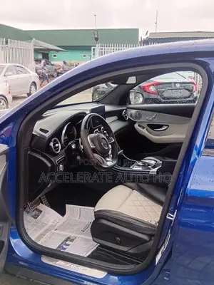 Mercedes-Benz GLC-Class 2019 Blue