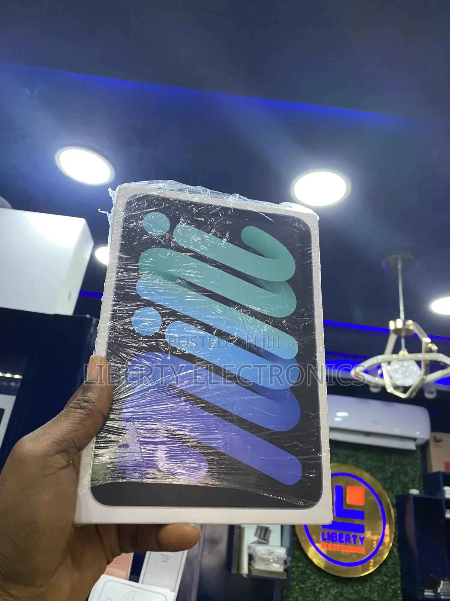 New Apple iPad mini 7 128 GB