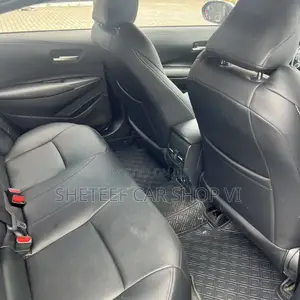 Toyota Corolla LE 2022 Silver