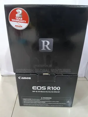 Canon Eos R100