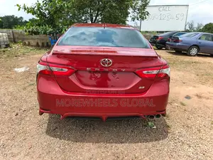 Toyota Camry SE FWD 2020 Red