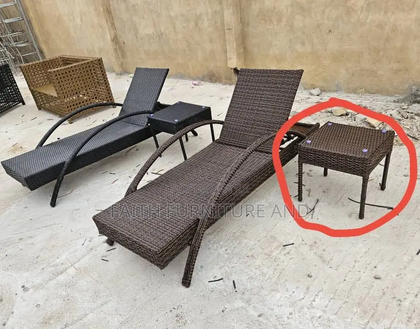 Rattan Swimming Pool Bed