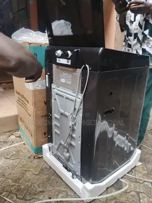  Hisense 17kg Top Loader Washing Machine 