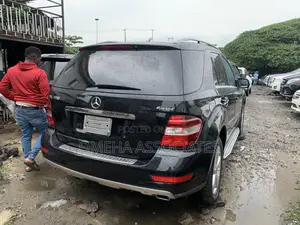Mercedes-Benz M Class ML 350 4Matic 2010 Black
