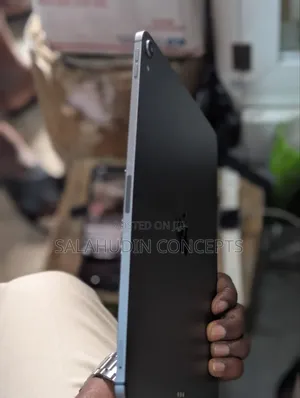 Apple iPad Pro 11 (2018) 256 GB Gray