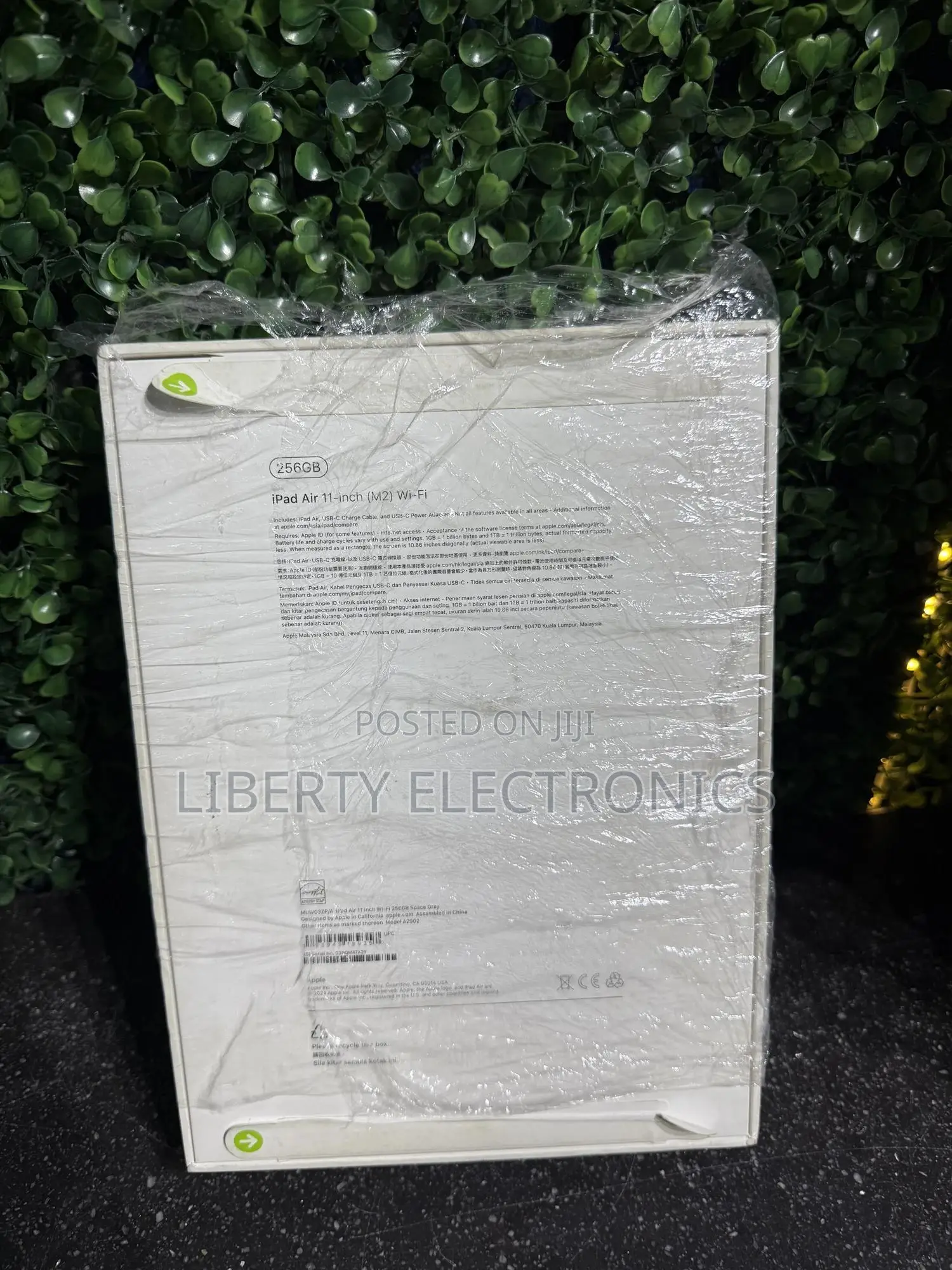 New Apple iPad Air (2022) 256 GB Gray
