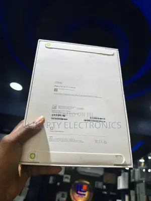 New Apple iPad (2025) 128 GB Blue