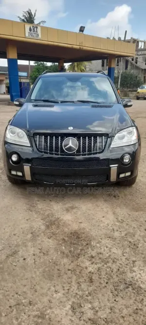 Mercedes-Benz 500SE 2006 Black