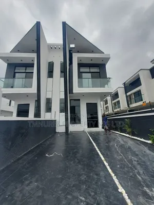 4bdrm Duplex in Ikota Estate for sale