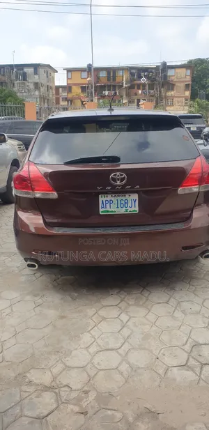 Toyota Venza 2011 Brown
