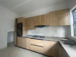 4bdrm Duplex in Lekki for rent