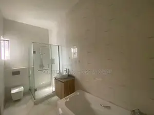 4bdrm Duplex in Lekki for rent