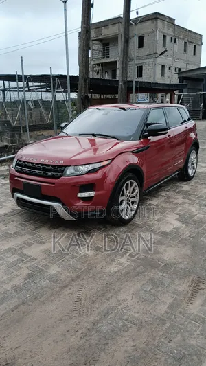 Land Rover Range Rover Evoque Pure AWD 5-Door 2013 Red
