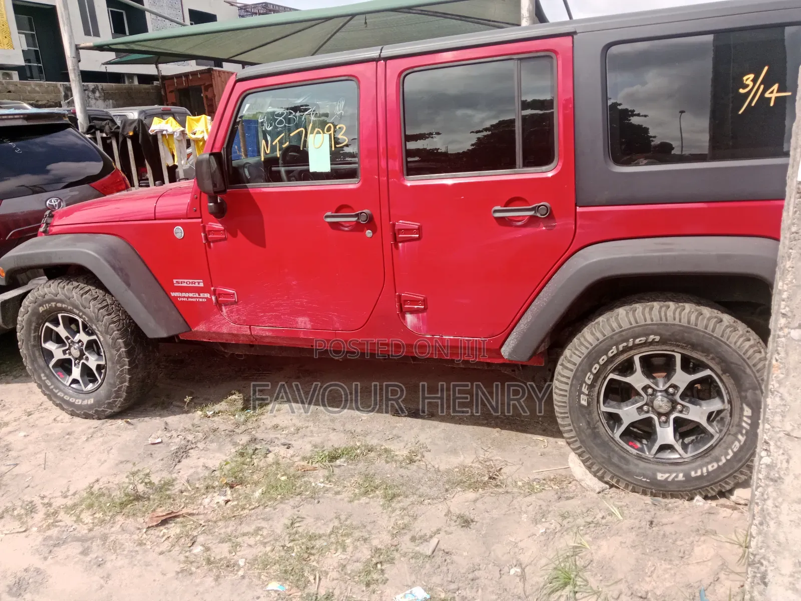 Car 2012 Red