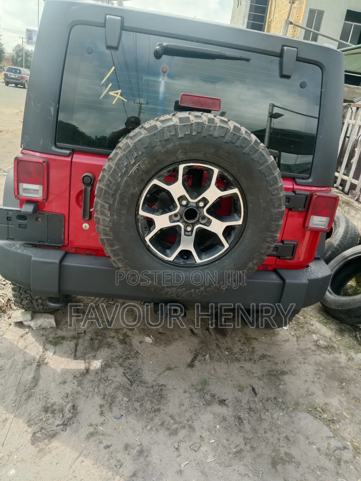 Car 2012 Red