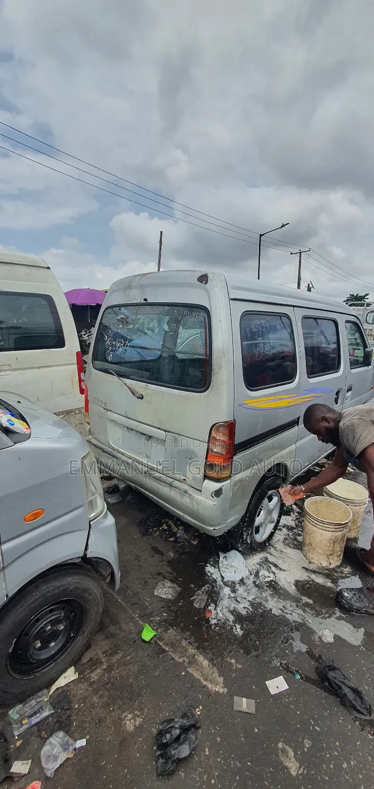 Suzuki APV Minibus 2010 White