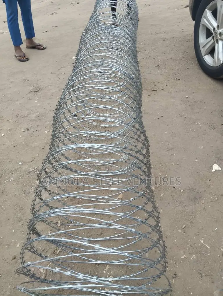 Big Concertina / Barbed Security Wire