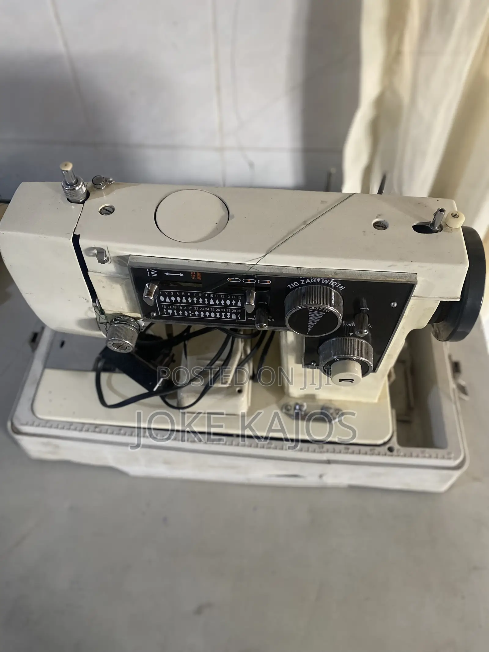 Heavy Duty Sewing Machine