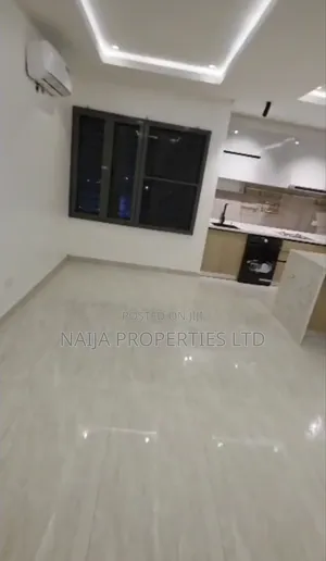 3bdrm Penthouse in Agungi, Lekki for sale