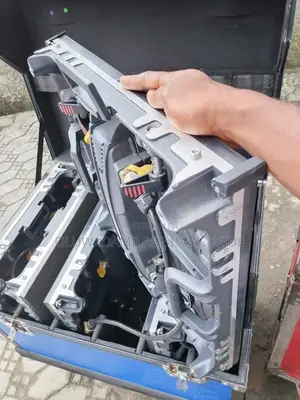 Lightweight Touring Screen