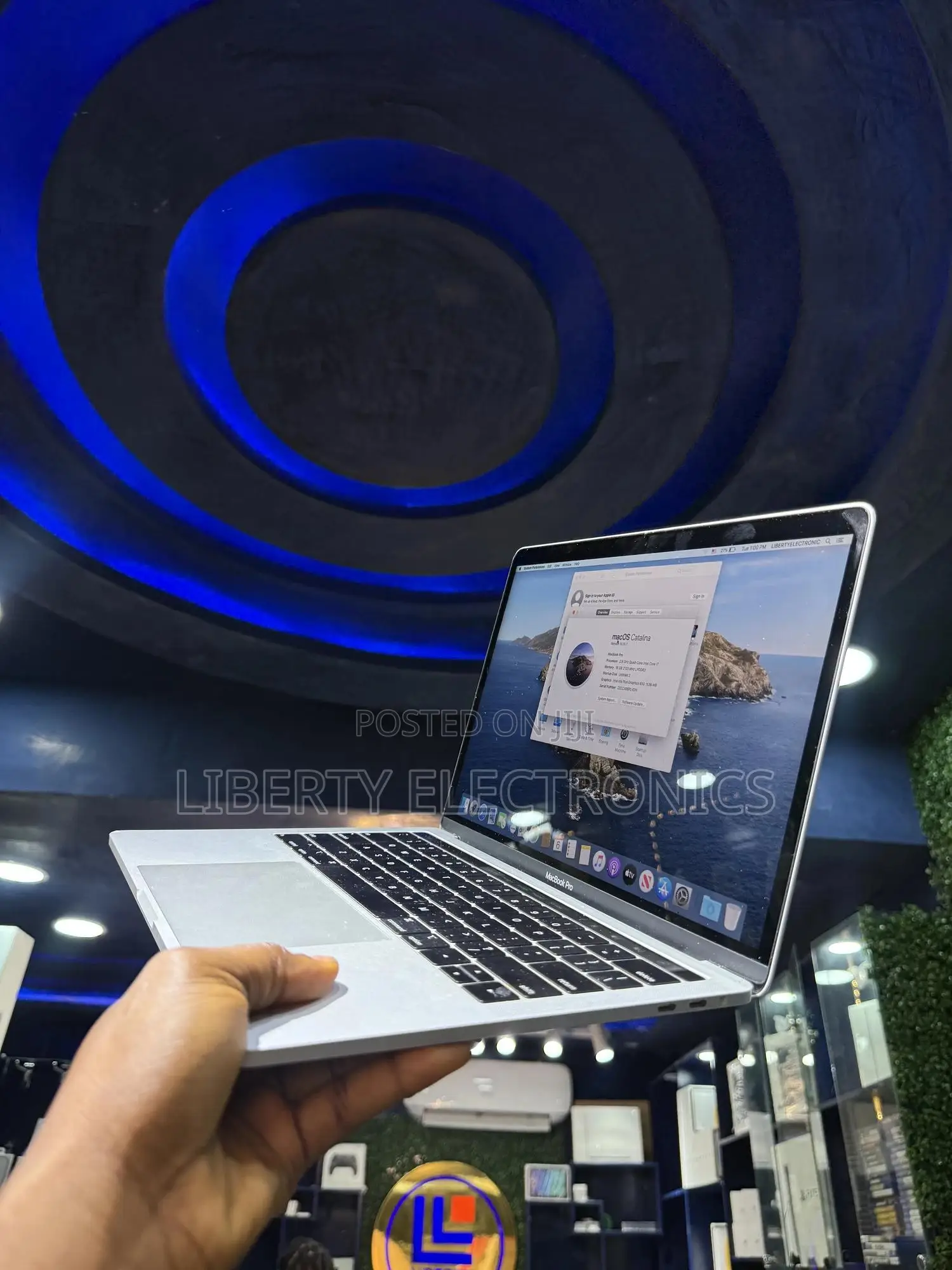 Laptop Apple MacBook Pro 2019 16GB Intel Core I7 SSD 256GB