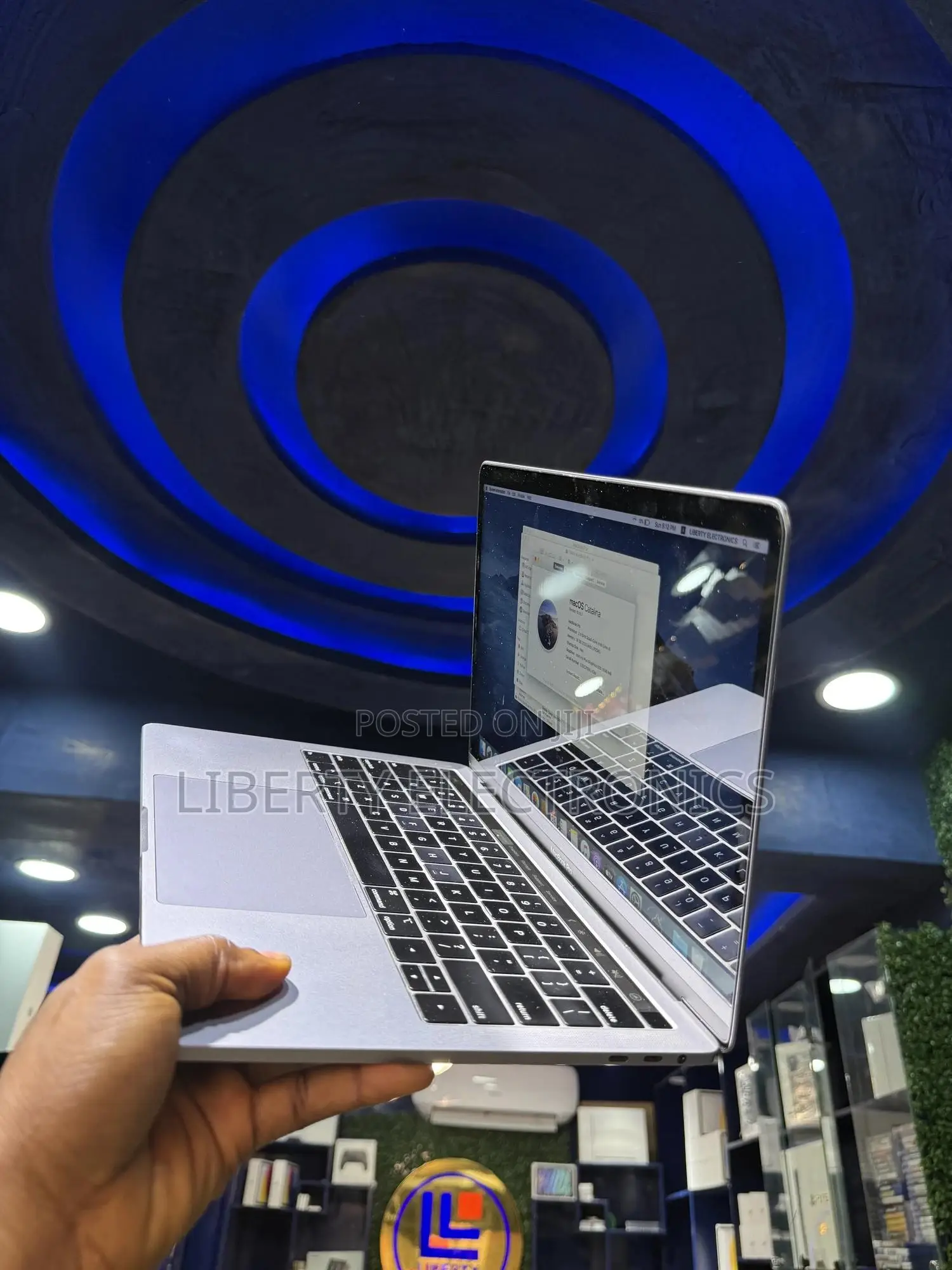 Laptop Apple MacBook Pro 2019 16GB Intel Core I5 SSD 512GB