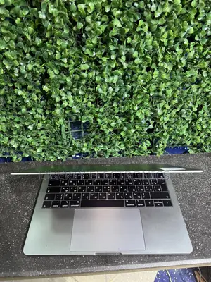 Laptop Apple MacBook Pro 2019 8GB Intel Core I5 SSD 128GB