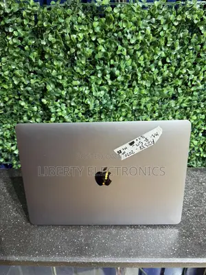 Laptop Apple MacBook Pro 2021 M1 8GB Apple M1 SSD 512GB