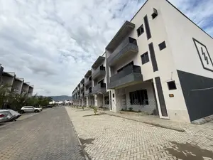4bdrm Townhouse/Terrace in Jahi for sale