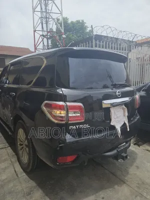 Nissan Patrol 2016 Black
