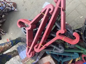 Quality Cloth Hanger. 12pcs