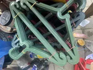 Quality Cloth Hanger. 12pcs