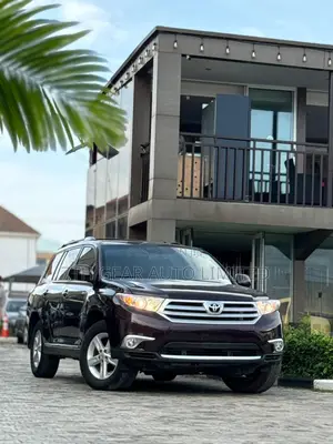 Toyota Highlander Limited 3.5l 4WD 2013 Burgundy
