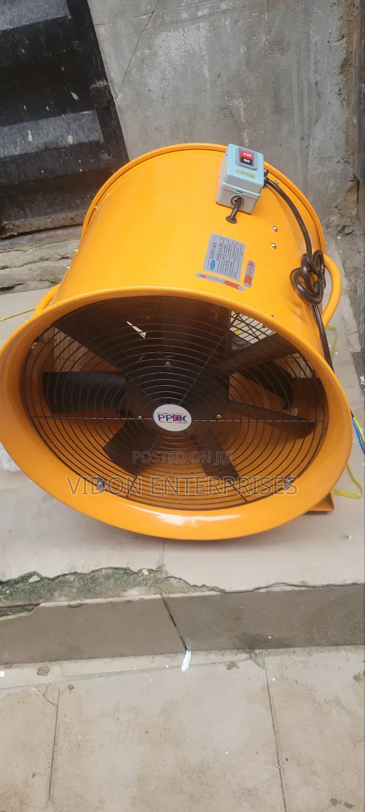 18" Extractor Fan